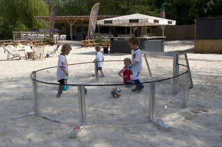 Fotbalová aréna pro děti – oválné mini hřiště (3 velikosti)