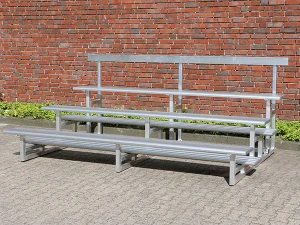 Divácká tribuna z hliníku se 3 řadami (až 18 míst) SCHÄPER