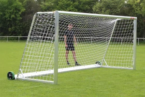 Fotbalová branka Schäper „Basic“ 5x2 m s plnitelným spodním rámem a koly