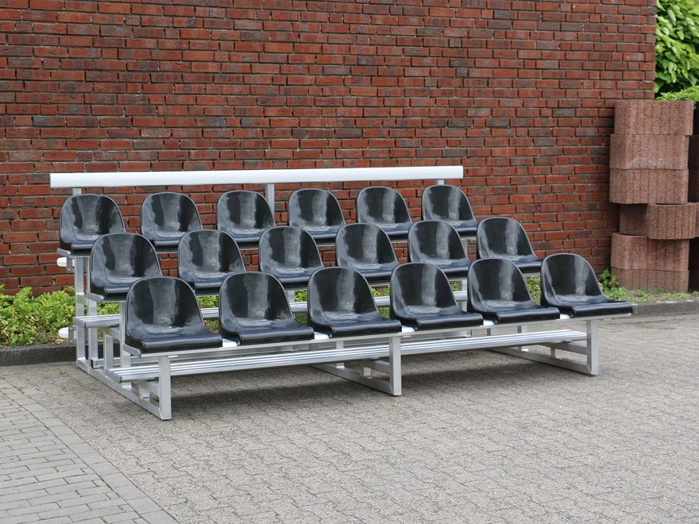 Divácká tribuna z hliníku se 3 řadami (až 18 míst) SCHÄPER