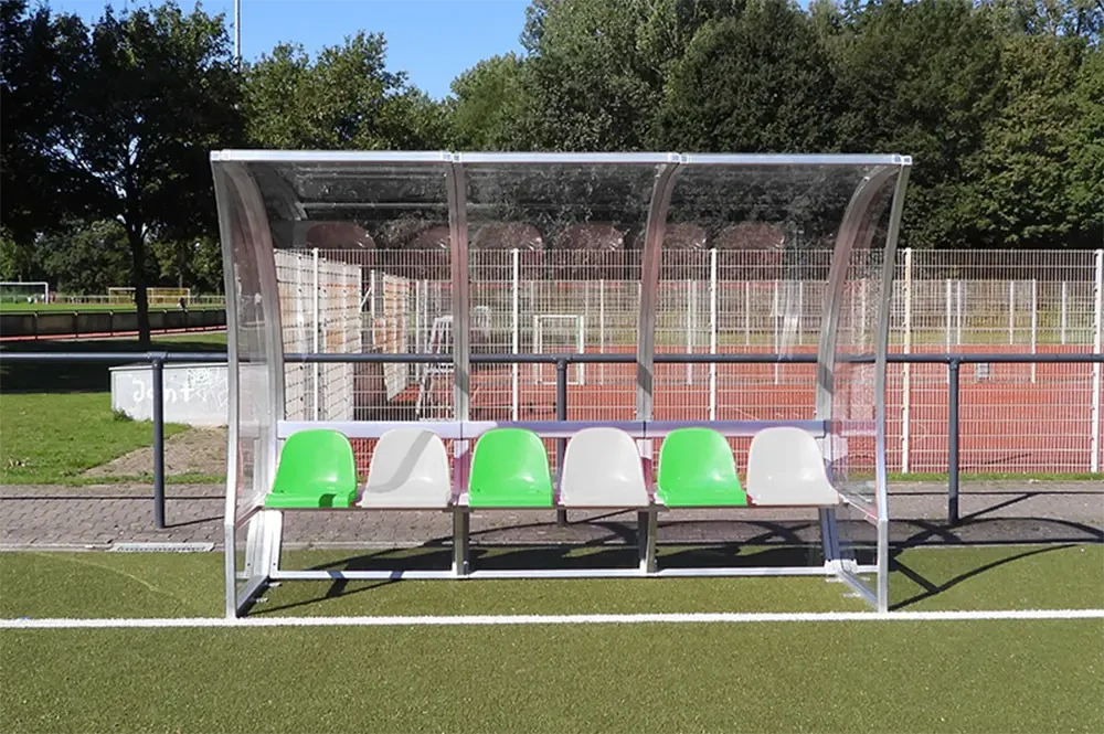 Modulární hráčská střídačka Schäper se sedačkami