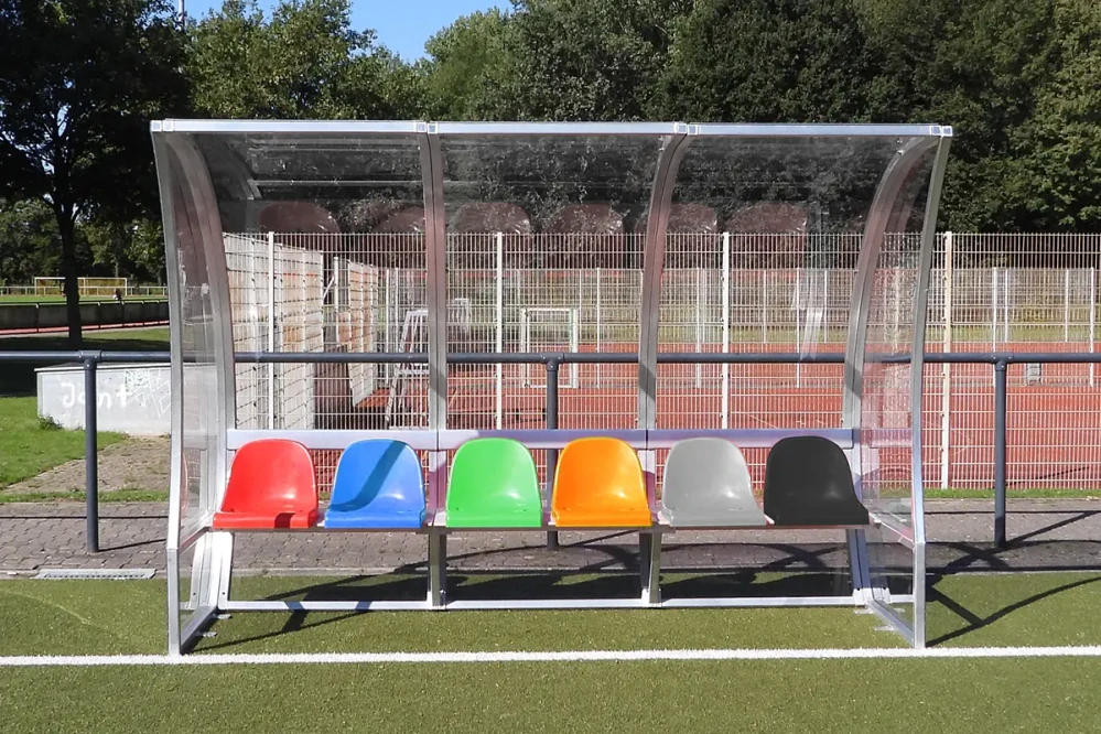 Modulární hráčská střídačka Schäper se sedačkami