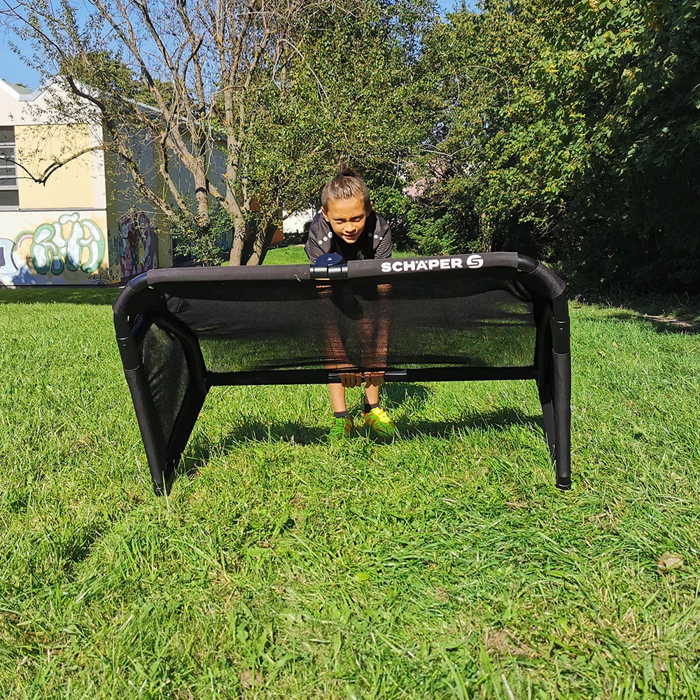 Skládací mini fotbalová branka Schäper Mamba 120×80 cm