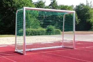 Celosvařená fotbalová branka Schäper 3x2 m 